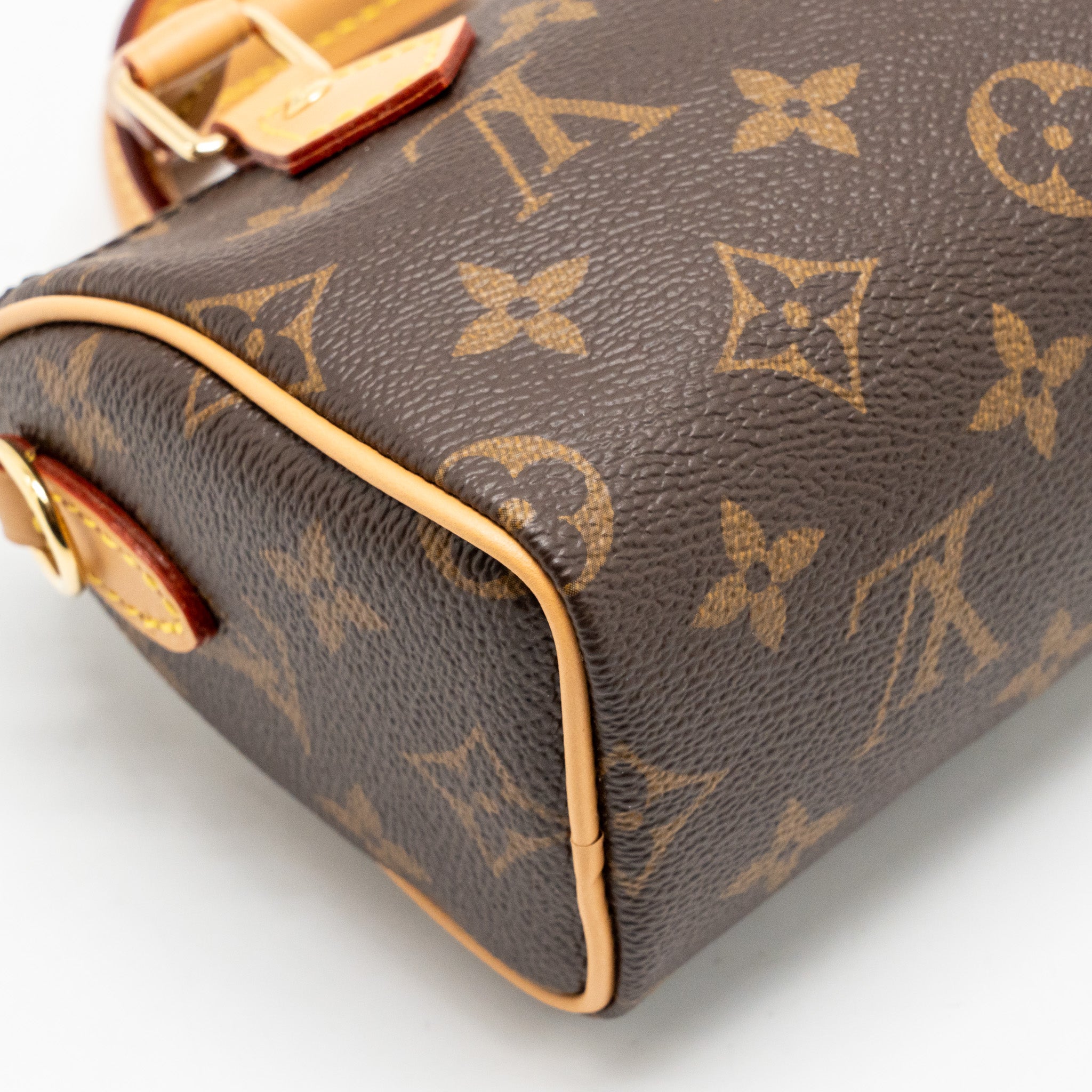 louis-vuitton-nano-speedy-monogram-canvas-ghw-16