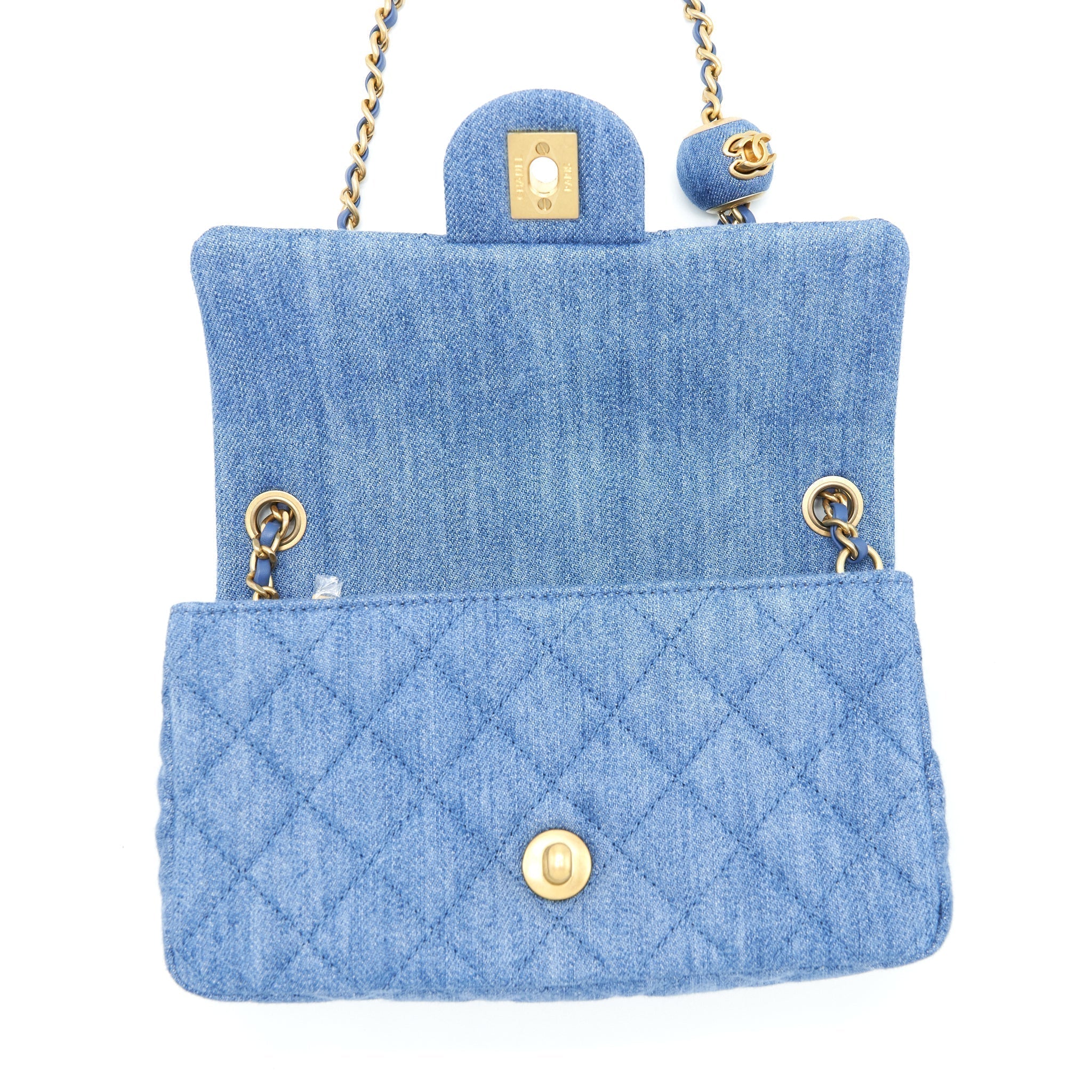 chanel-pearl-crush-mini-rectangular-flap-bag-denim-blue-ghw-microchip