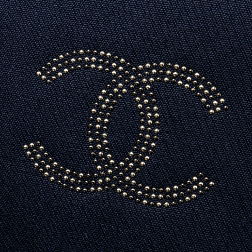 chanel-double-side-zip-pouch-zip-clutch-fabric-black-ruthenium-hardware