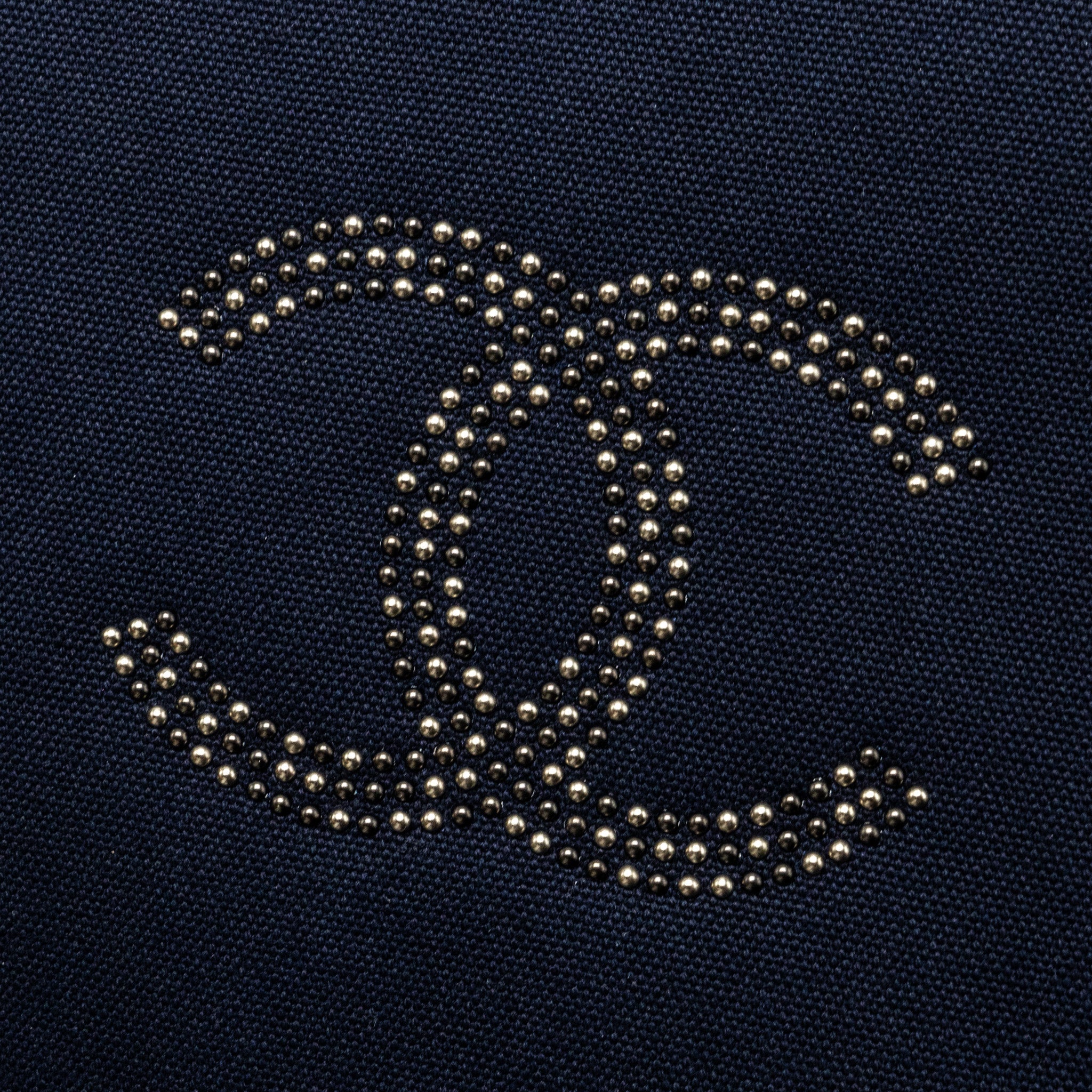 chanel-double-side-zip-pouch-zip-clutch-fabric-black-ruthenium-hardware