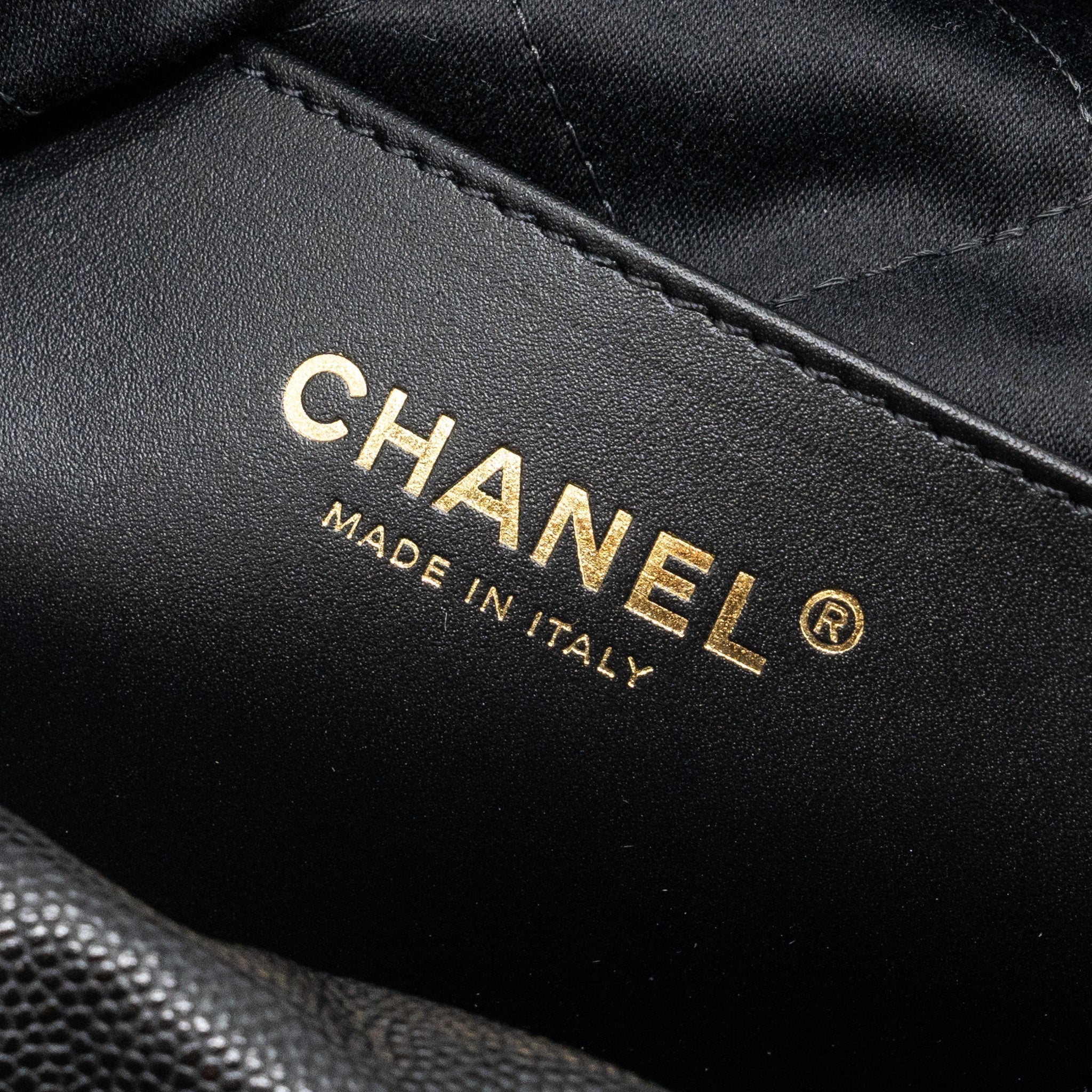 chanel-mini-22-bag-caviar-black-ghw-microchip