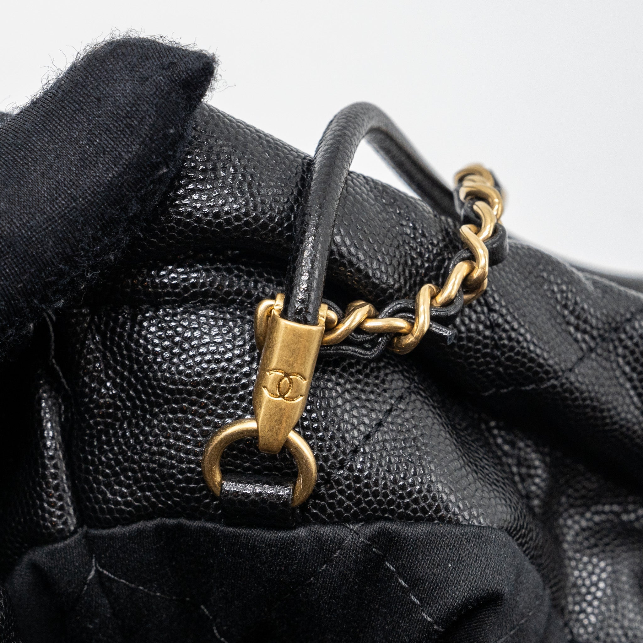 chanel-mini-22-bag-caviar-black-ghw-microchip