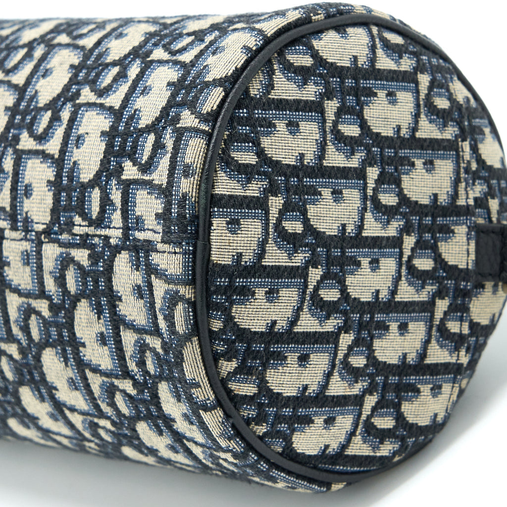 dior-roller-messenger-bag-blue-oblique-jacquard