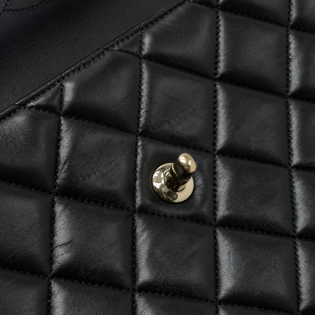 chanel-medium-trendy-cc-lambskin-black-ghw