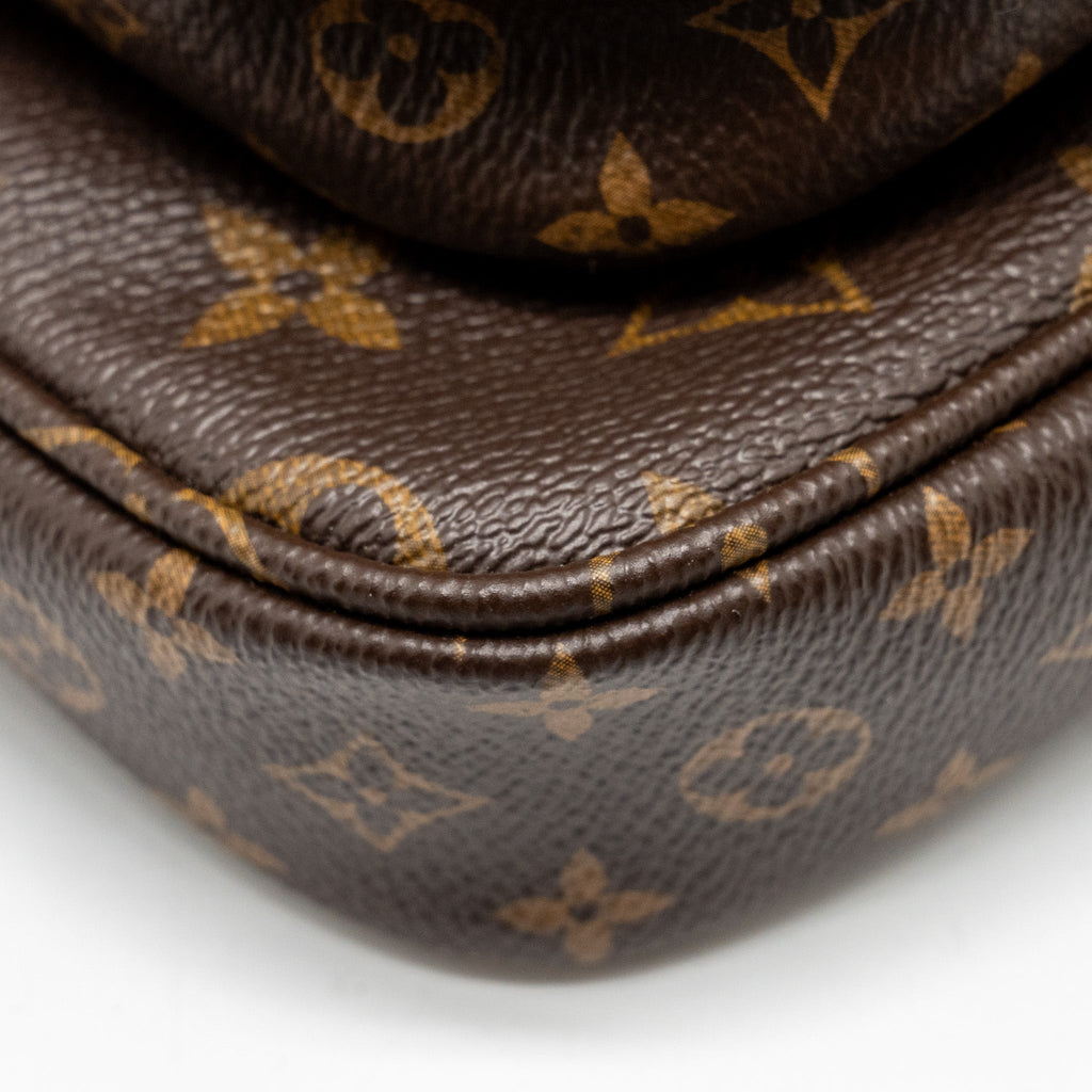 louis-vuitton-multi-pochette-accessories-monogram-canvas-ghw