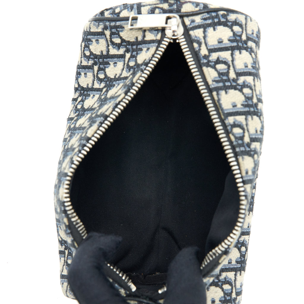 dior-roller-messenger-bag-blue-oblique-jacquard