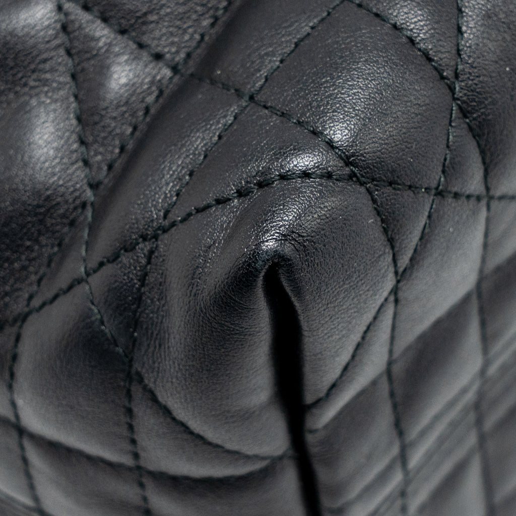 dior-toujours-vertical-nano-tote-bag-calfskin-black-lghw-copy