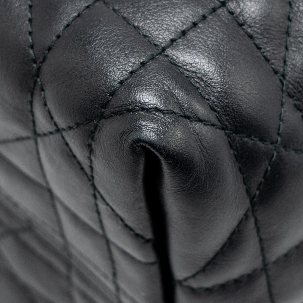 dior-toujours-vertical-nano-tote-bag-calfskin-black-lghw-copy
