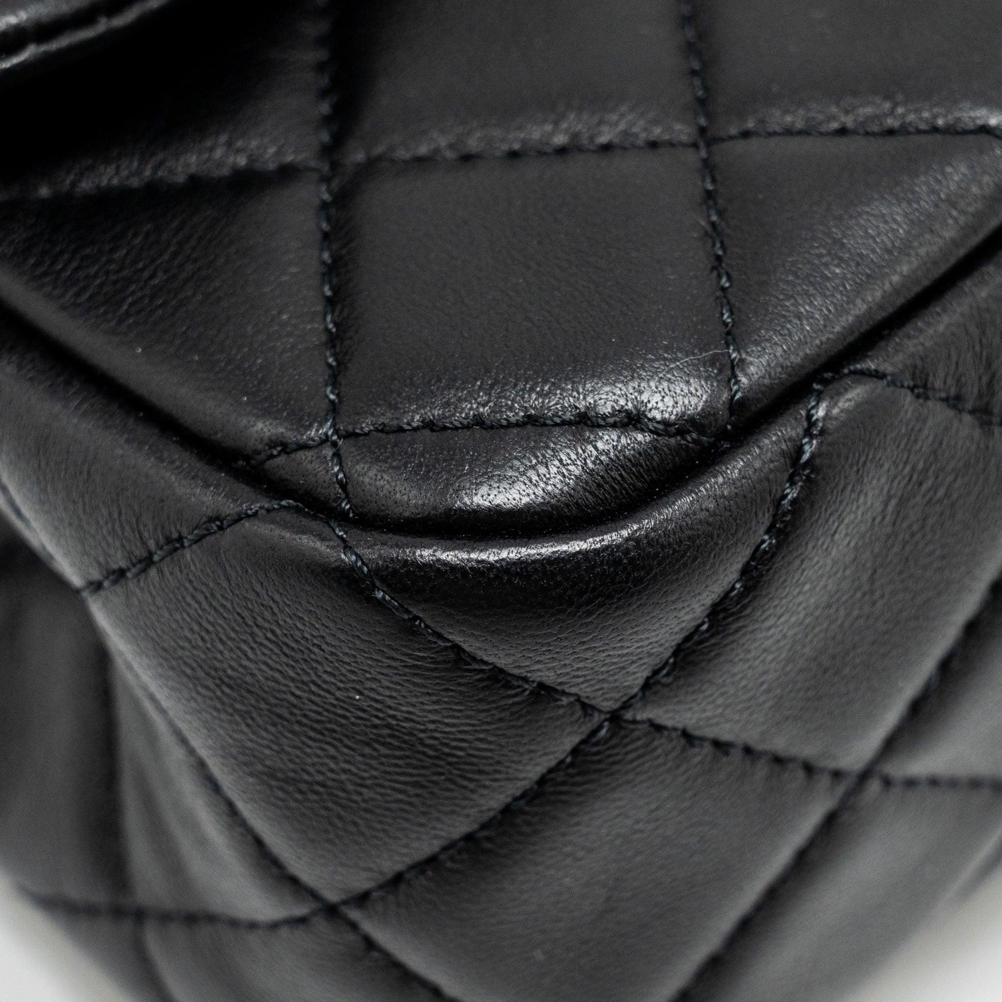 chanel-pearl-crush-mini-rectangular-flap-bag-lambskin-black-ghw-microchip-copy-1