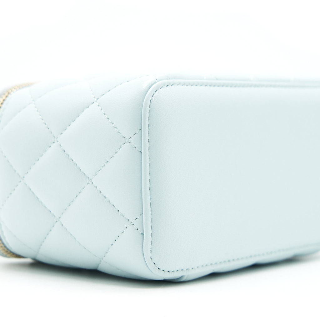 chanel-21k-rectangular-top-handle-vanity-with-chain-baby-blue-lghw-1