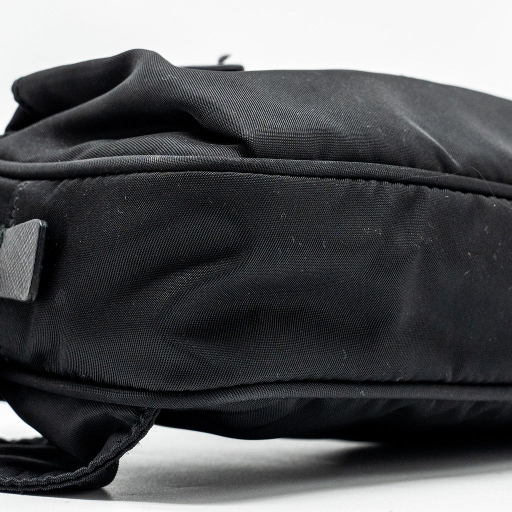 prada-re-nylon-belt-bag-nylon-black-shw