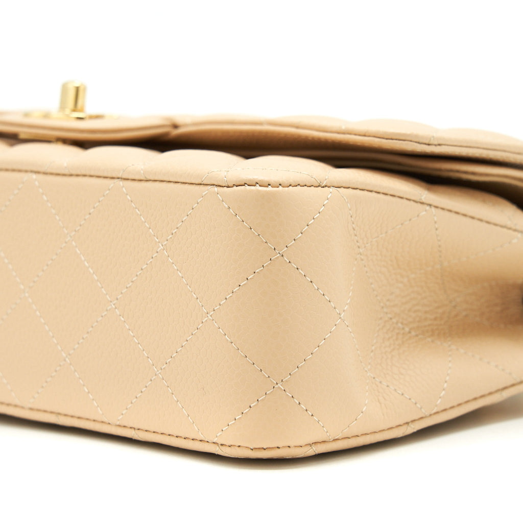 chanel-classic-double-flap-bag-caviar-beige-ghw