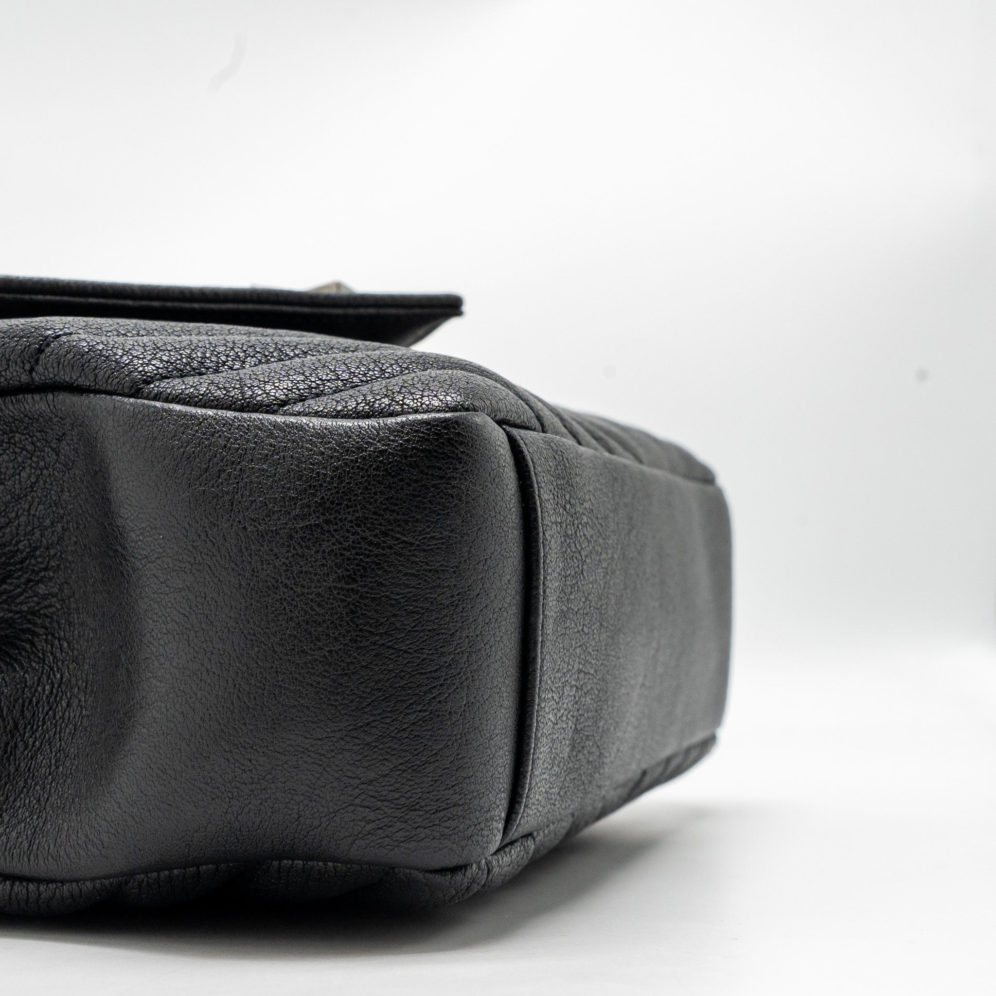 saint-laurent-ysl-medium-college-bag-lambskin-black-shw