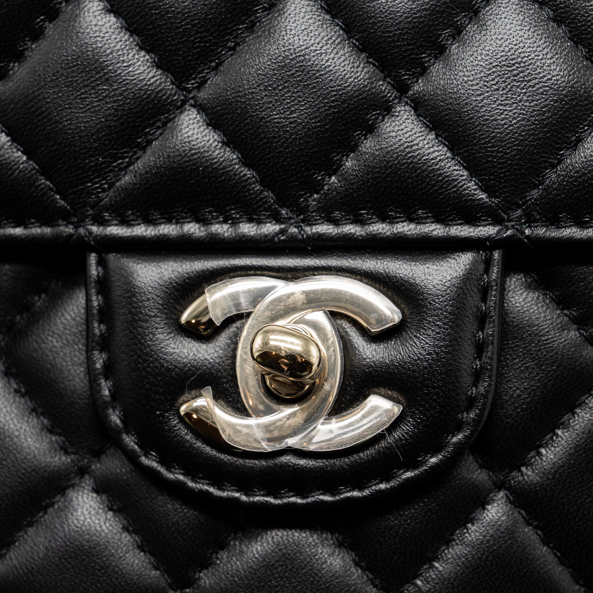 chanel-22s-heart-bag-lambskin-black-lghw-microchip-2