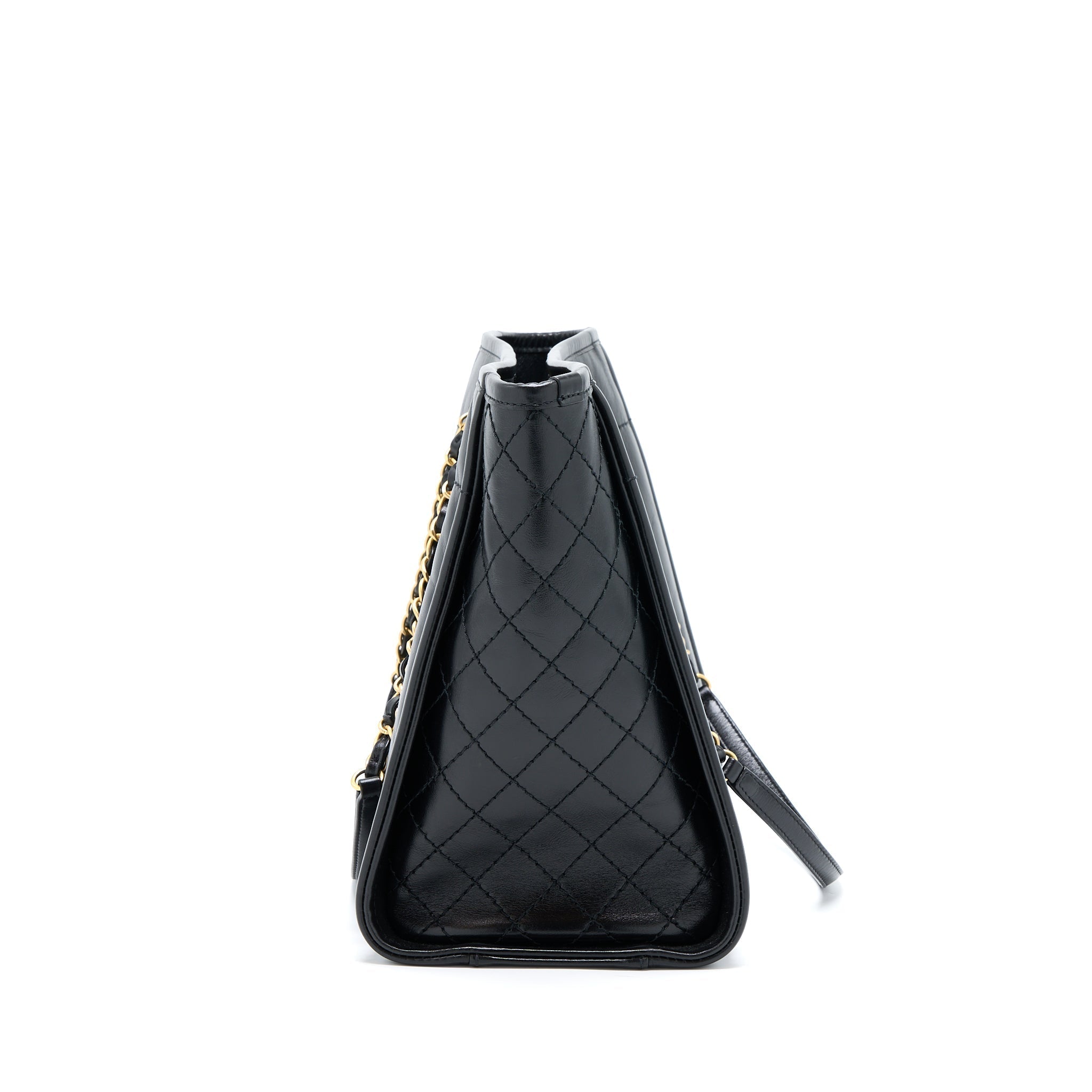 chanel-deauville-tote-bag-calfskin-black-with-detail-logo-ghw