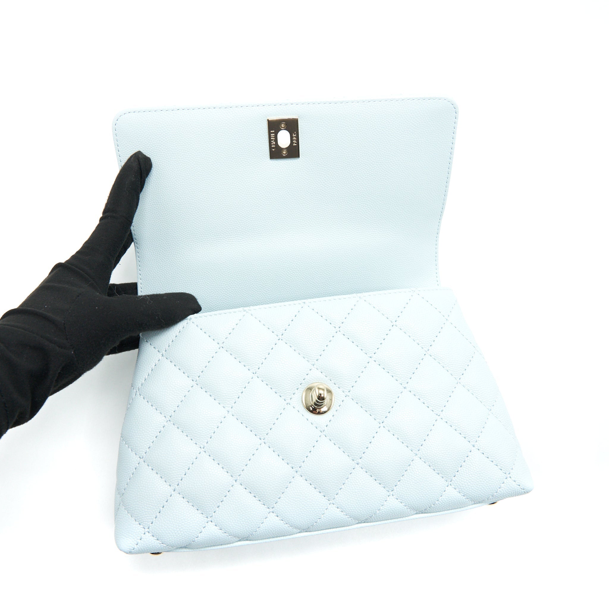 chanel-21k-baby-blue-coco-handle-small-old-mini-24cm-lghw-microchip