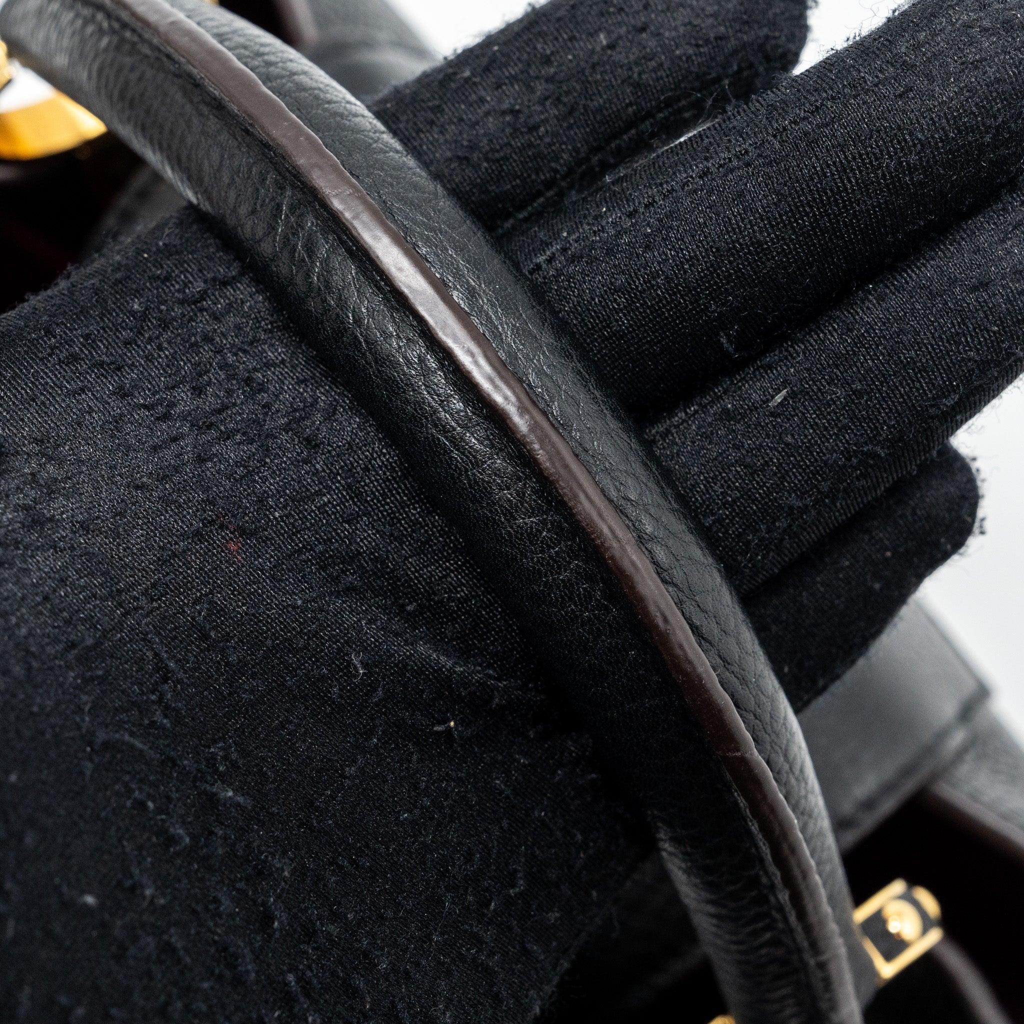 louis-vuitton-capucines-bb-taurillon-black-pink-ghw