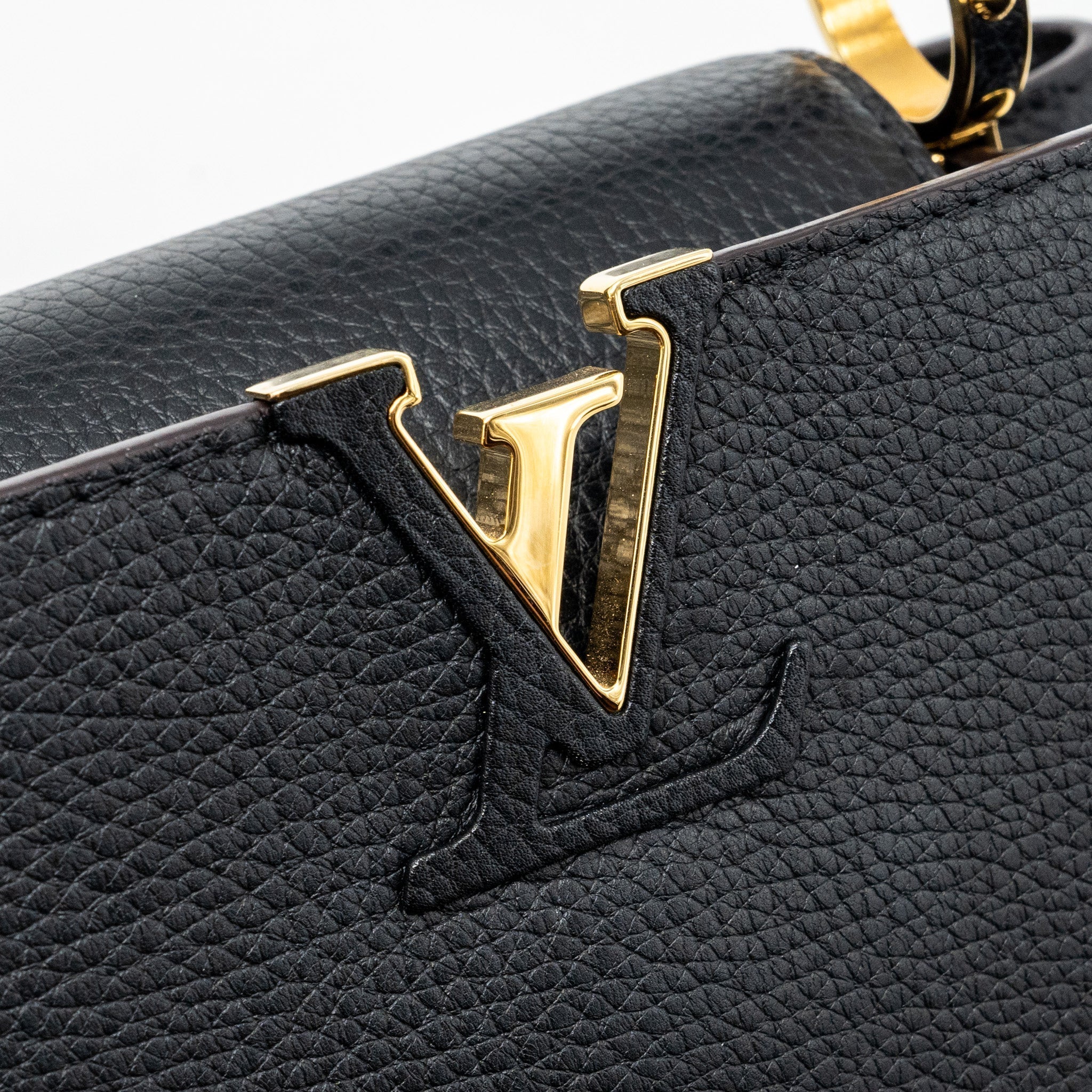 louis-vuitton-capucines-bb-taurillon-black-pink-ghw