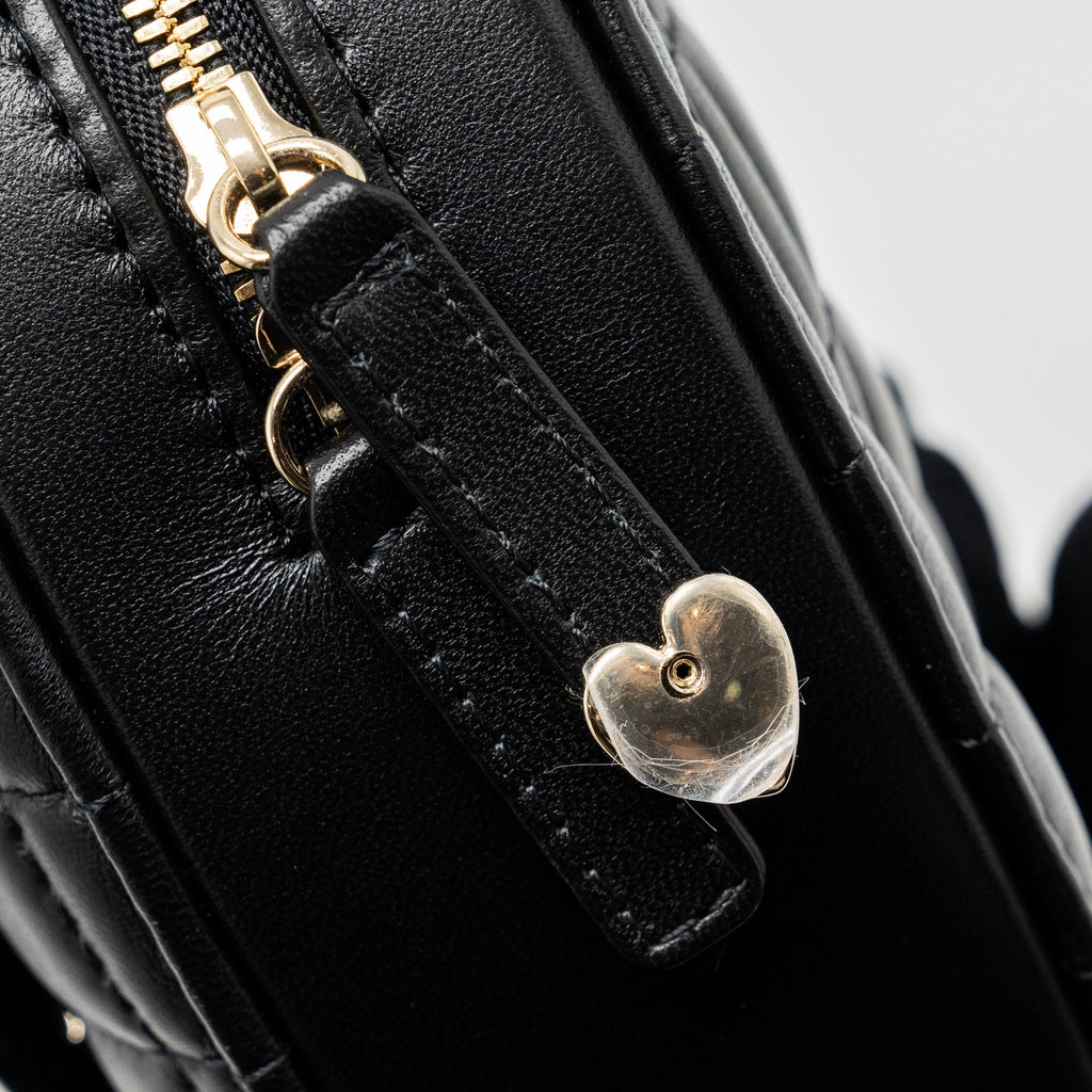 chanel-22s-heart-bag-lambskin-black-lghw-microchip-2