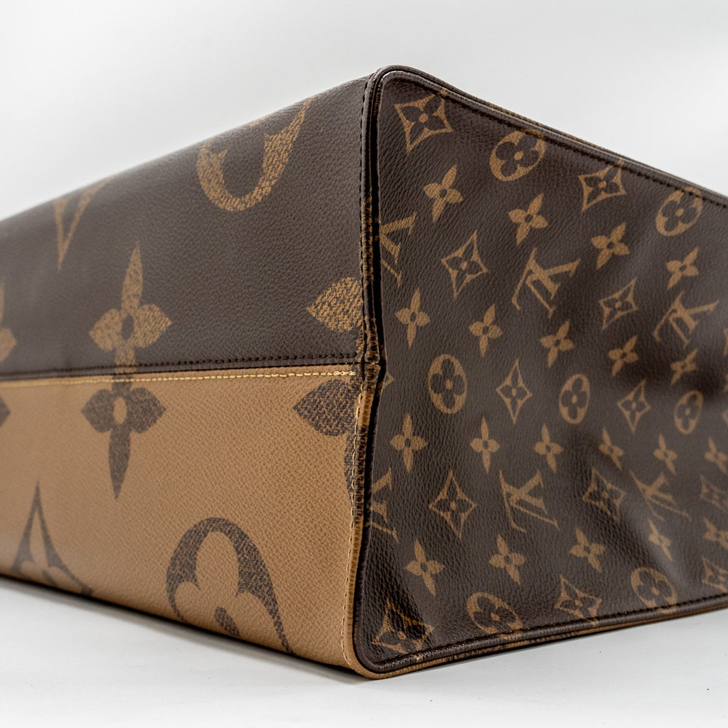 louis-vuitton-onthego-gm-monogram-canvas-ghw-2