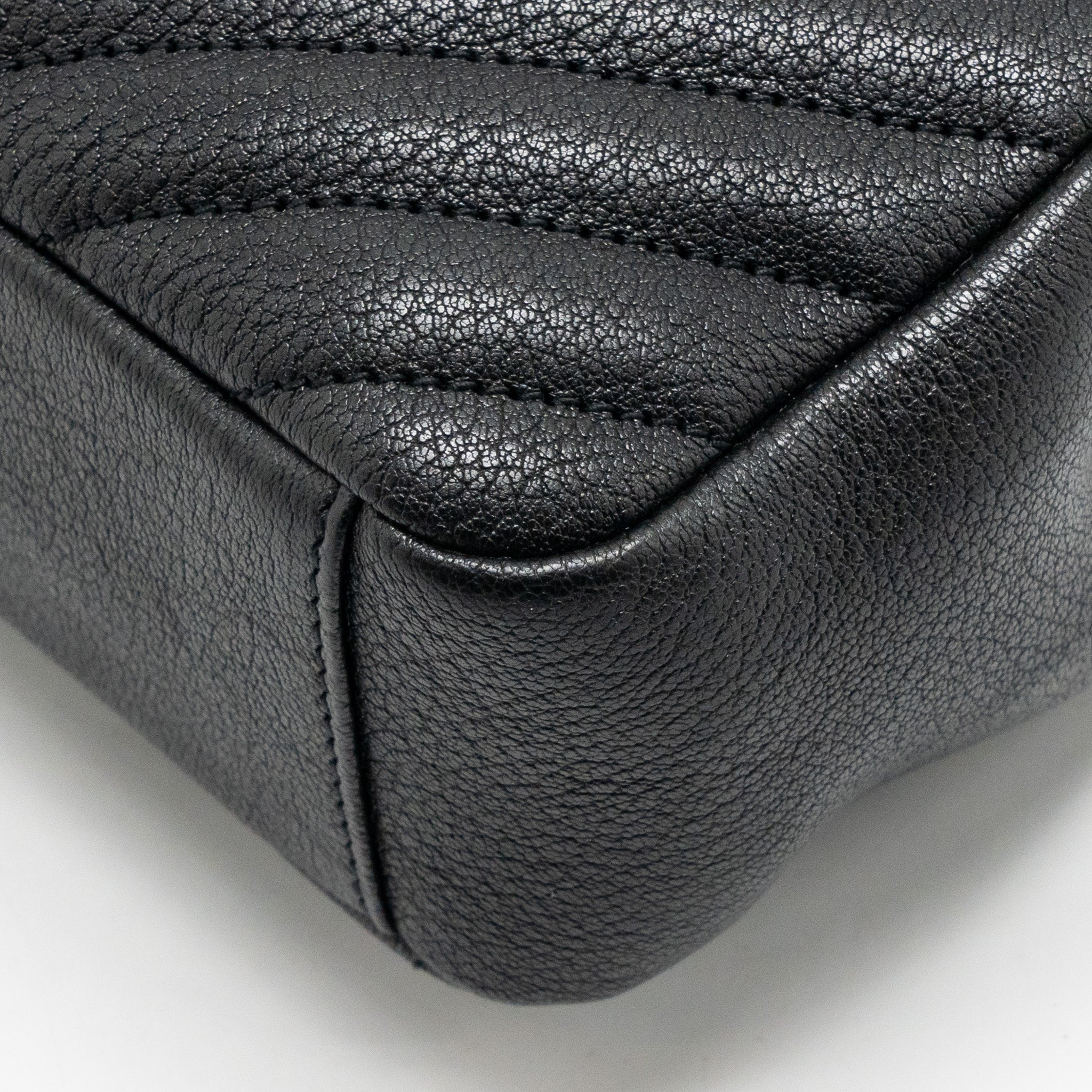 saint-laurent-ysl-medium-college-bag-lambskin-black-shw