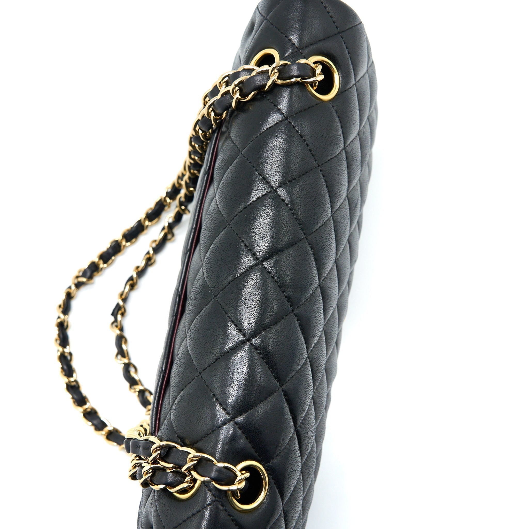 chanel-medium-classic-double-flap-bag-lambskin-black-ghw