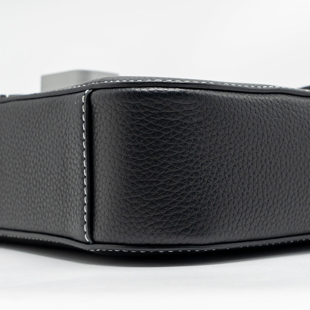 dior-medium-saddle-flap-messenger-bag-grained-calfskin-black-ghw