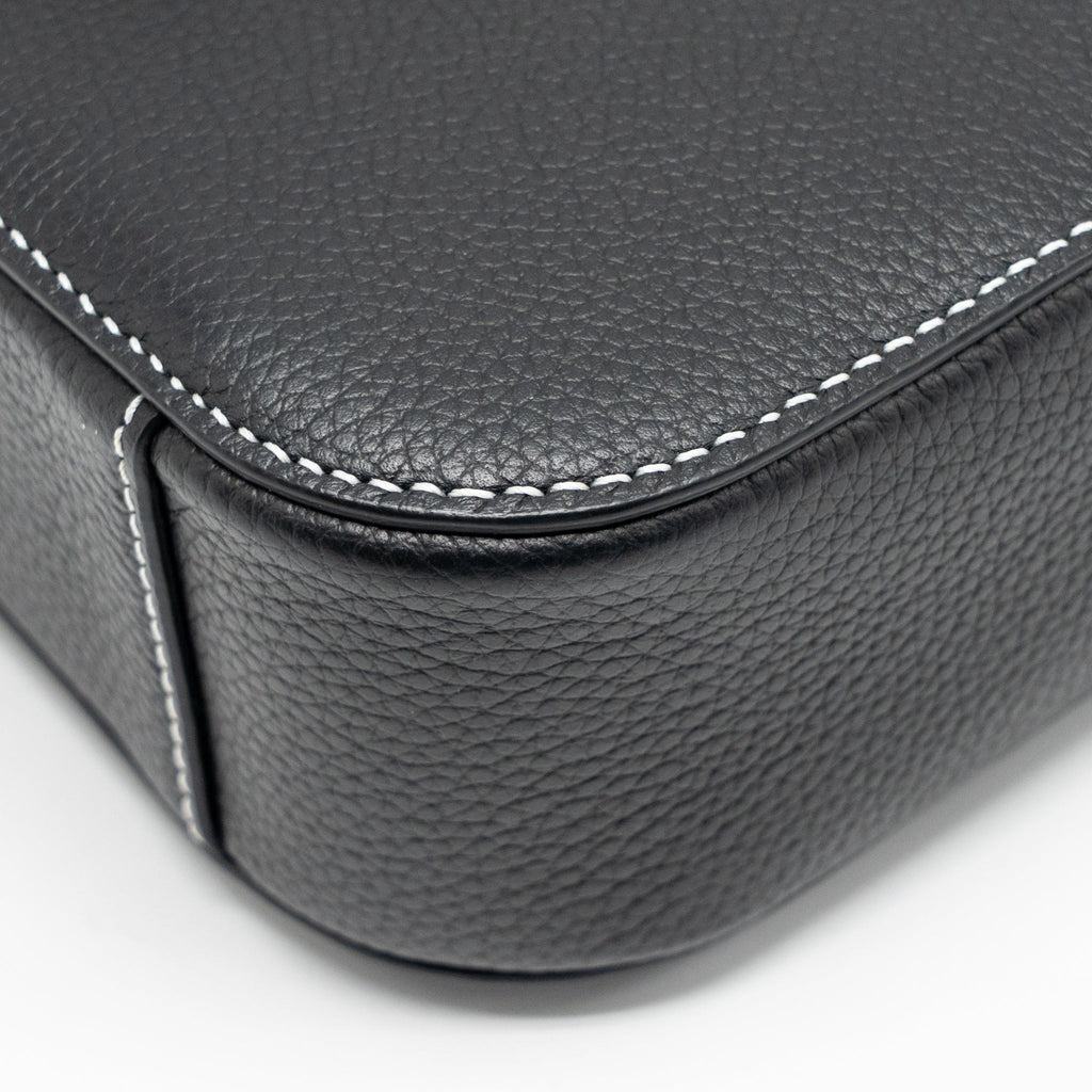 dior-medium-saddle-flap-messenger-bag-grained-calfskin-black-ghw