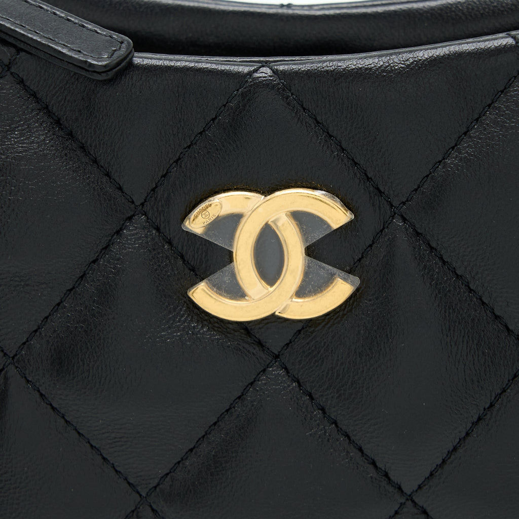 chanel-22k-hobo-shoulder-bag-calfskin-black-ghw-microchip