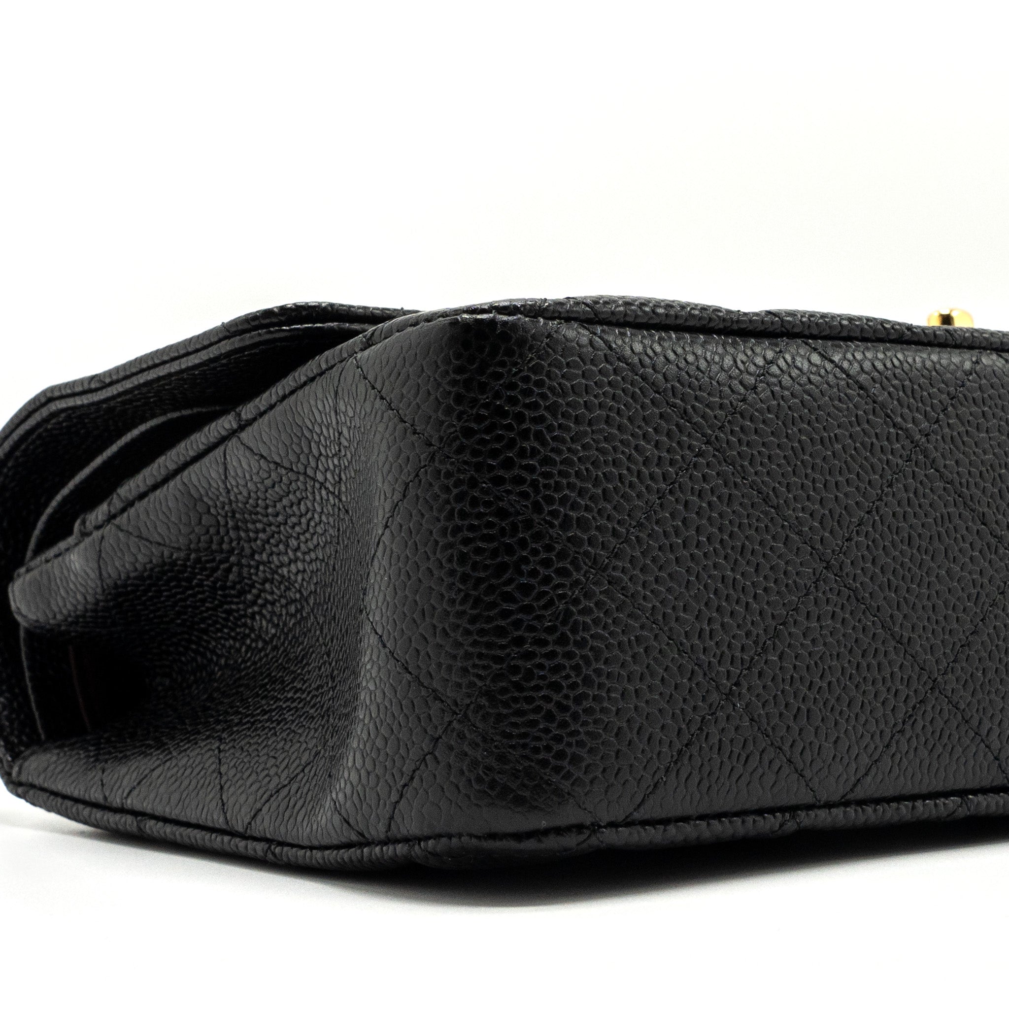 chanel-medium-classic-double-flap-bag-caviar-black-ghw-10