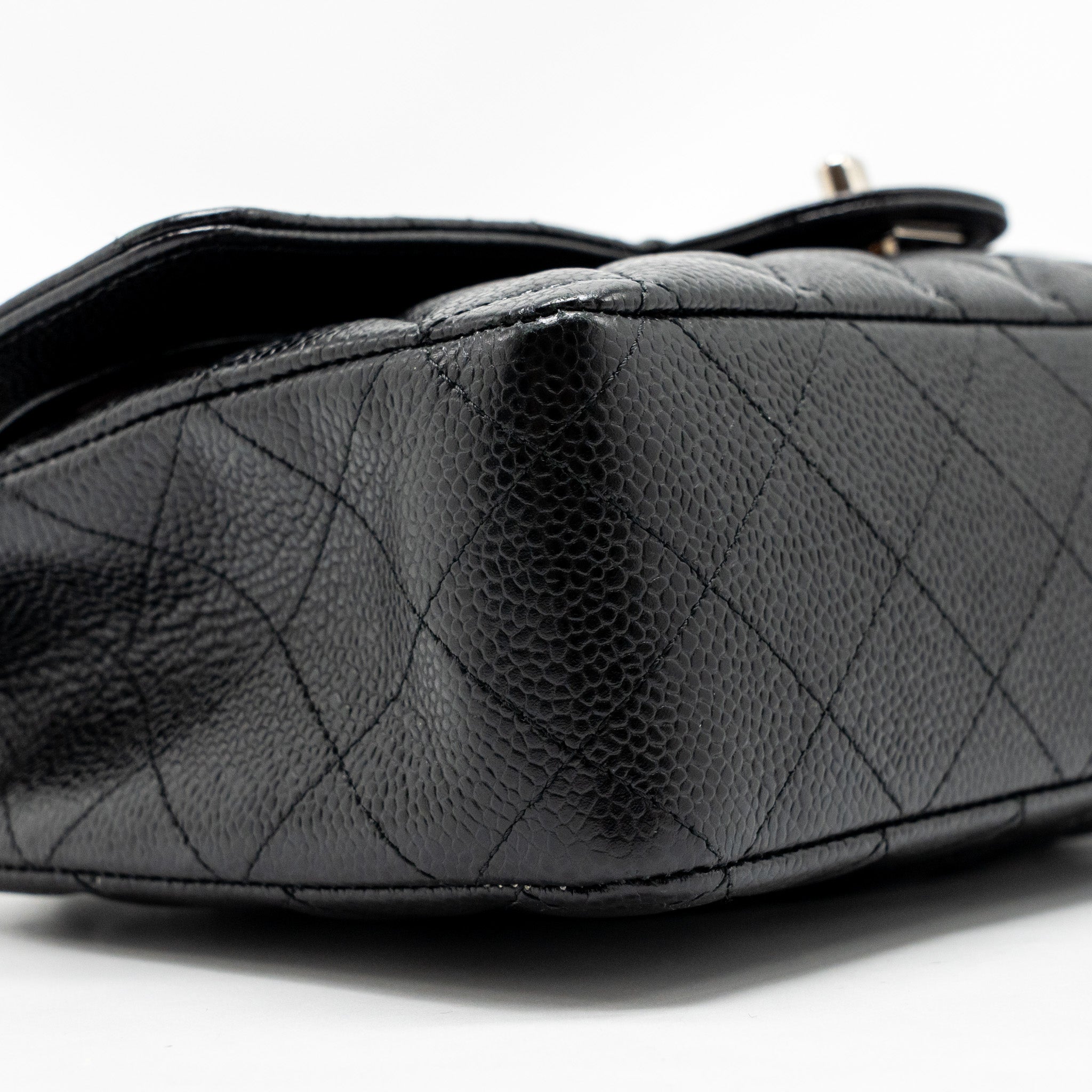 chanel-medium-classic-double-flap-bag-caviar-black-shw-copy-3