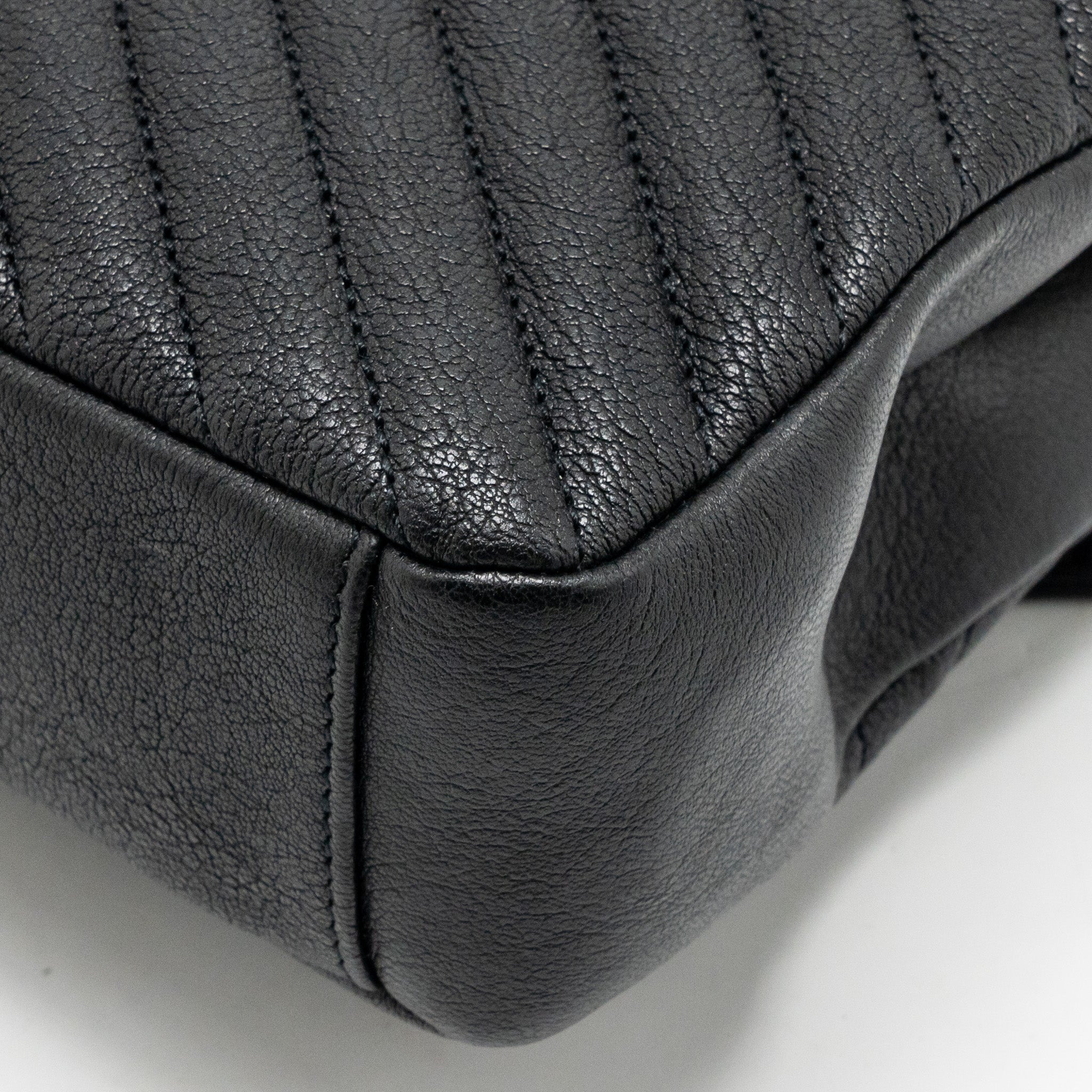 saint-laurent-ysl-medium-college-bag-lambskin-black-shw