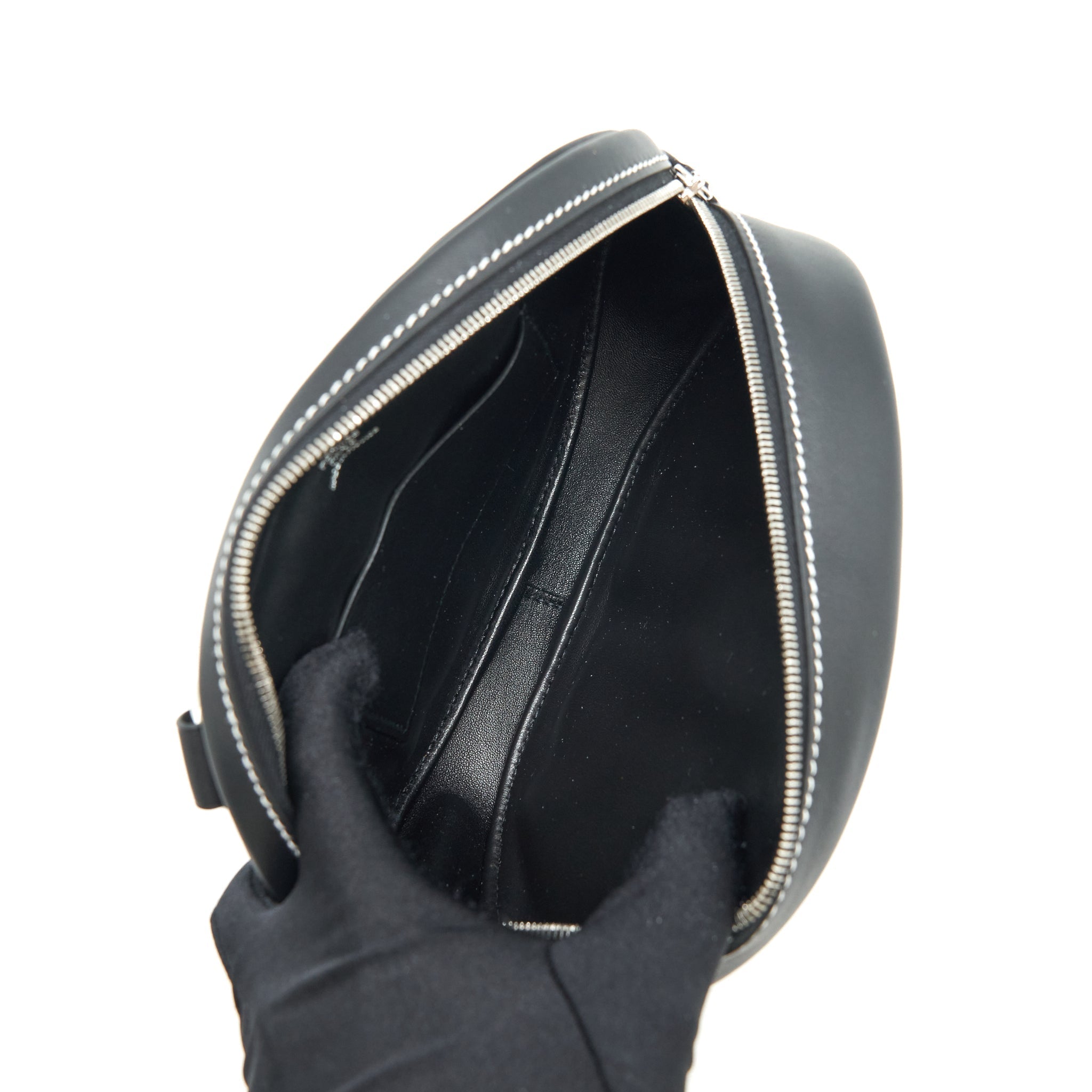 hermes-in-the-loop-belt-bag-swift-black-shw-stamp-z