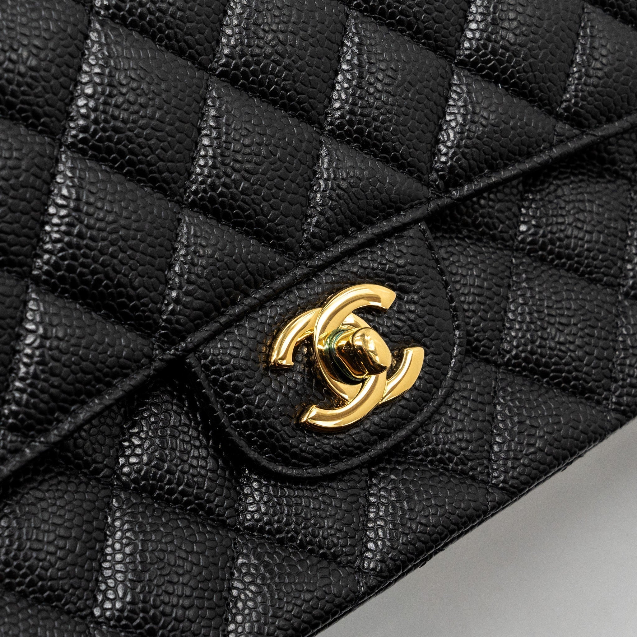 chanel-medium-classic-double-flap-bag-caviar-black-ghw-10