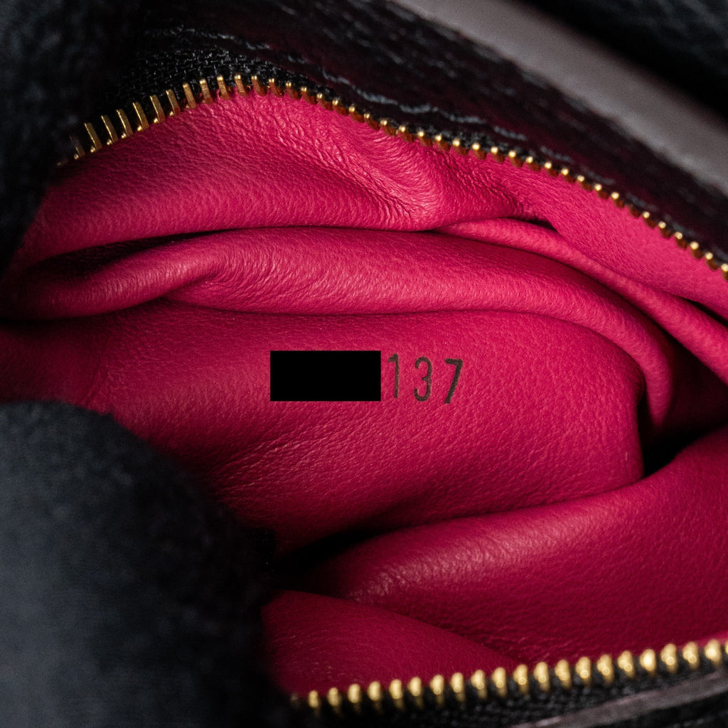 louis-vuitton-capucines-bb-taurillon-black-pink-ghw