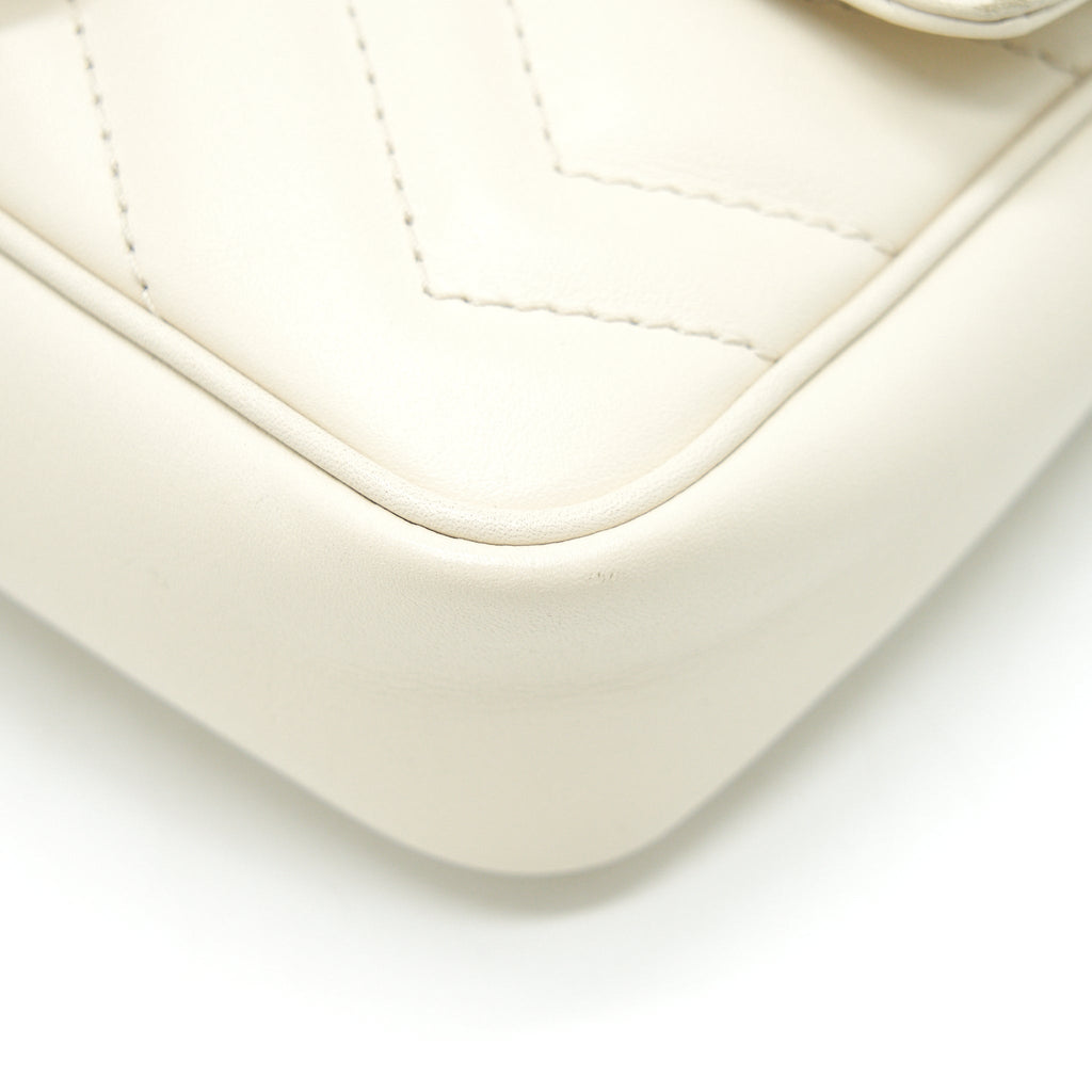 gucci-gg-marmont-super-mini-white-with-ghw-1