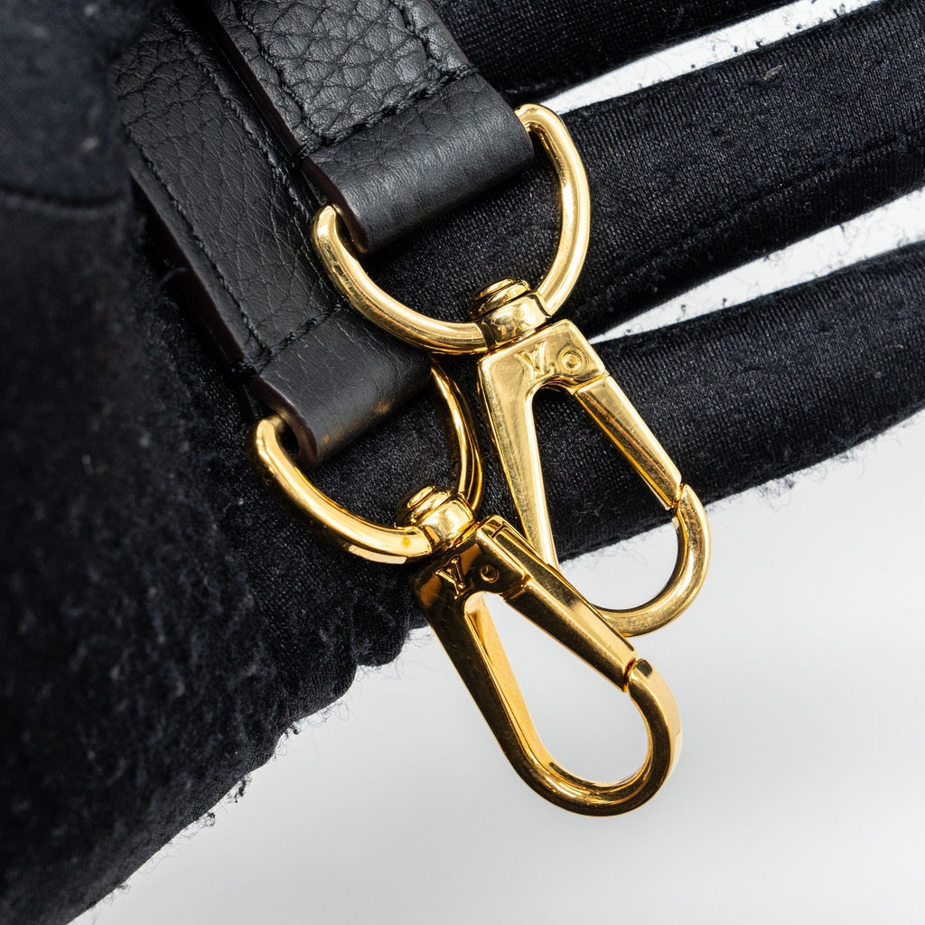 louis-vuitton-capucines-bb-taurillon-black-pink-ghw