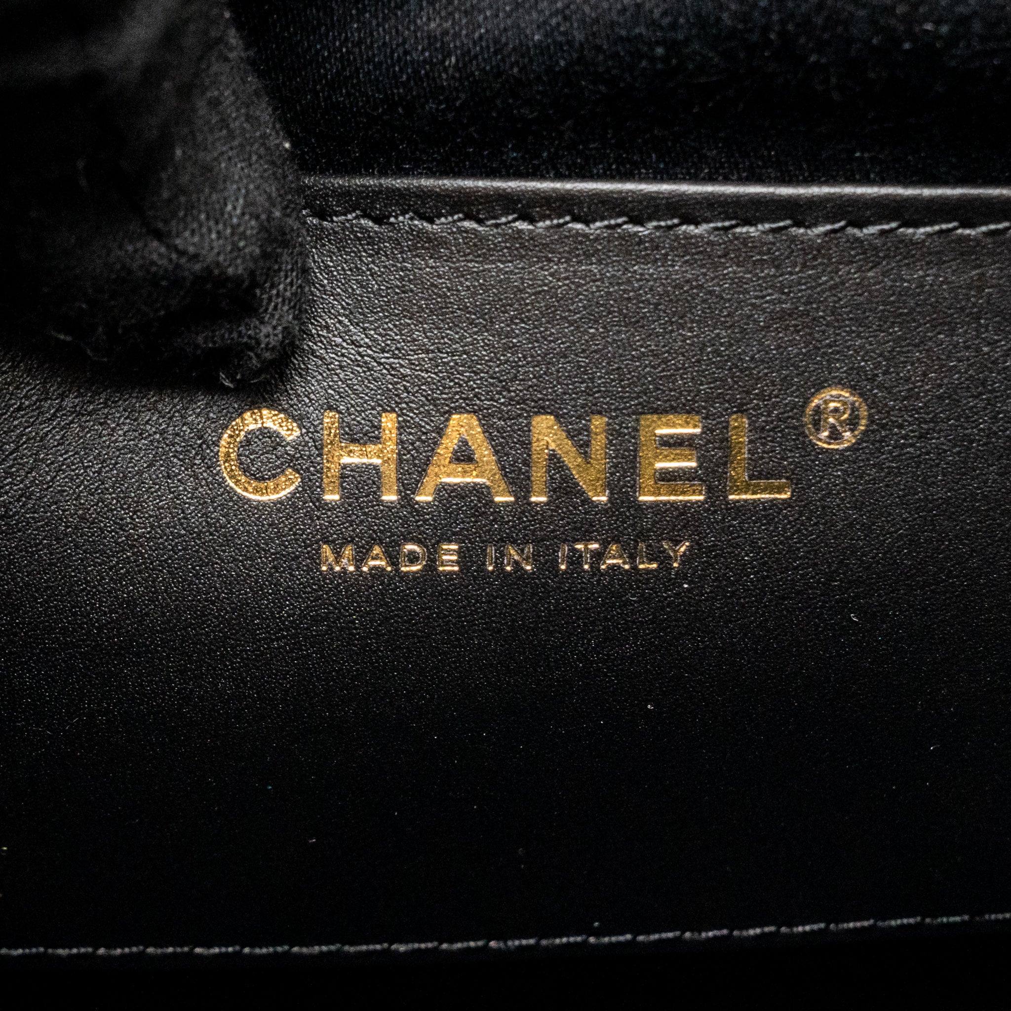 chanel-mini-25-bag-caviar-black-ghw-microchip