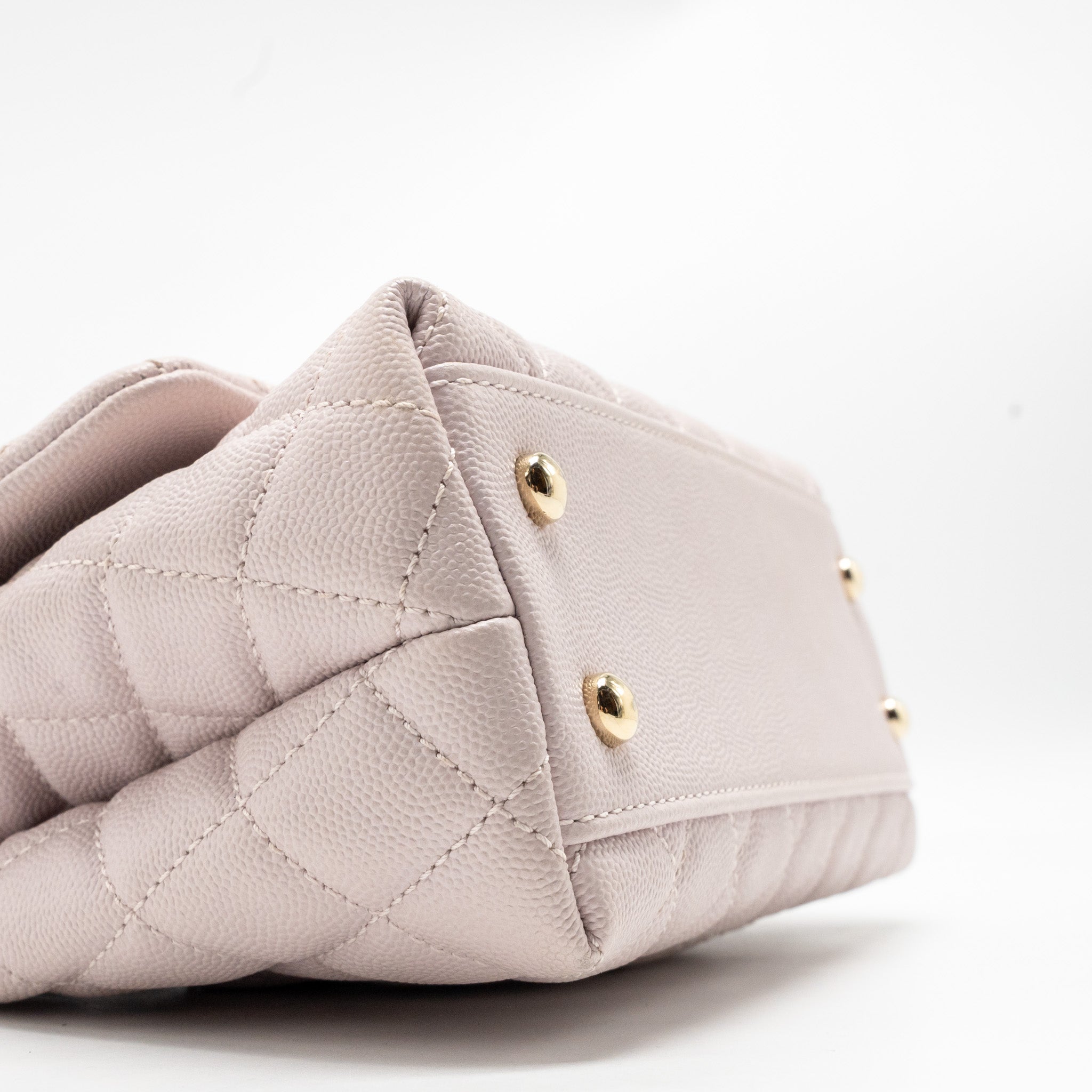 chanel-small-coco-handle-caviar-lilac-lghw