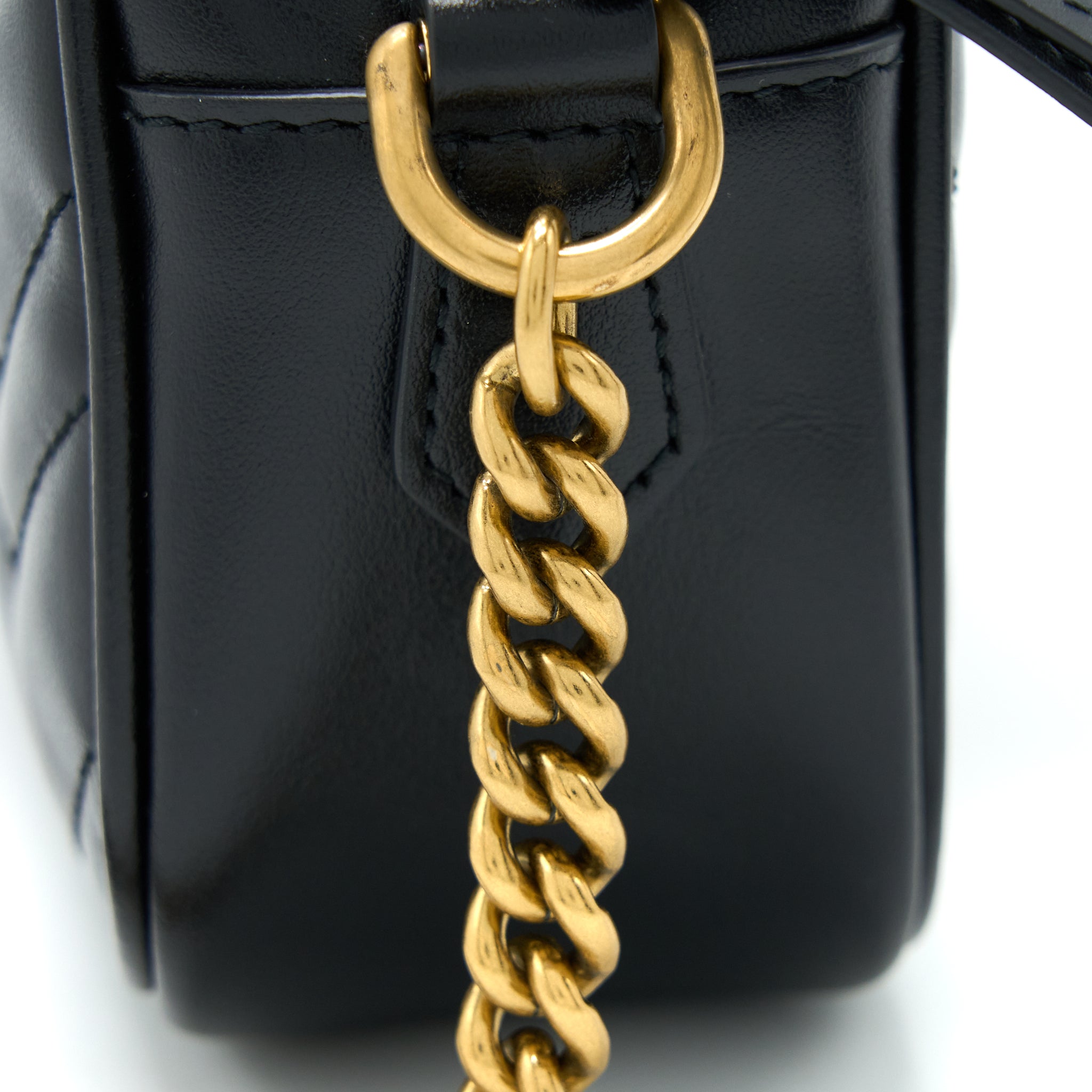 gucci-gg-mini-marmont-matelasse-bag-black-ghw