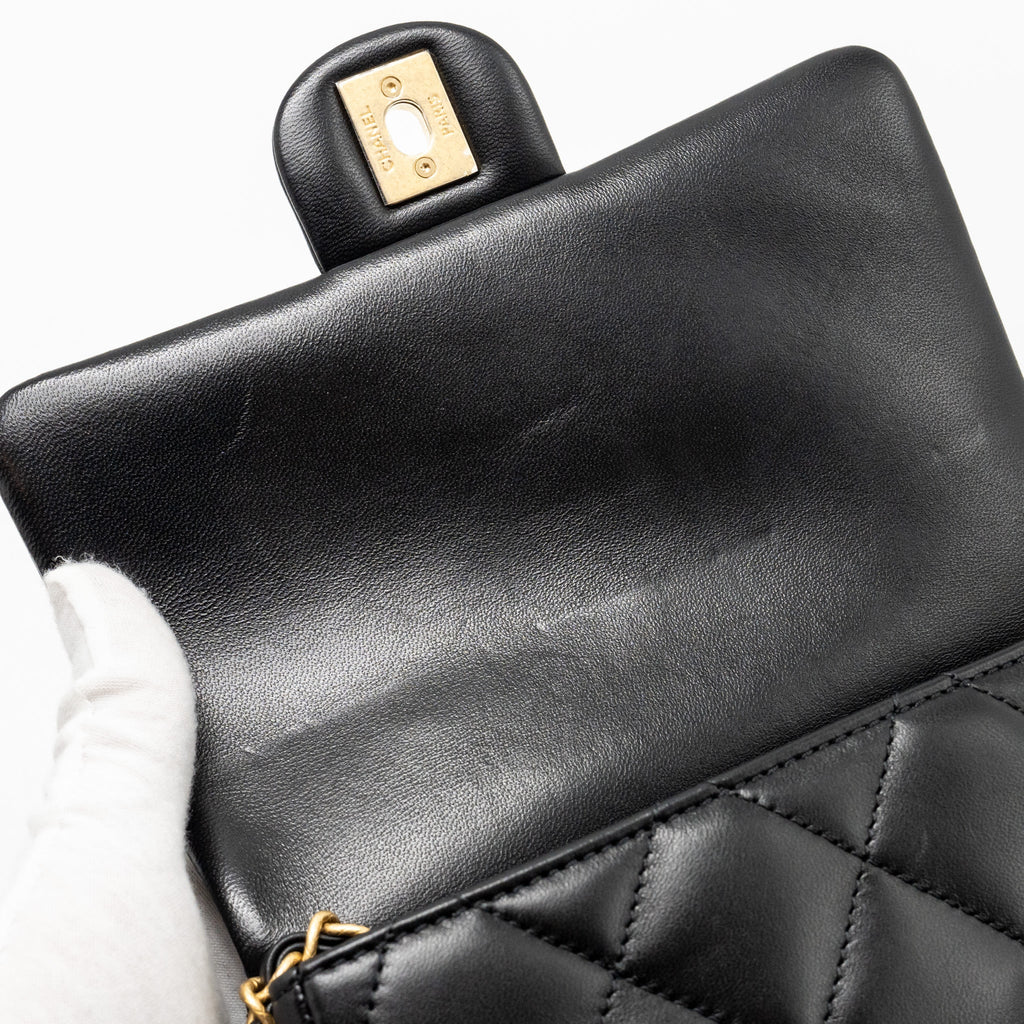 chanel-23b-mini-flap-bag-detail-chain-lambskin-black-ghwmicrochip-copy