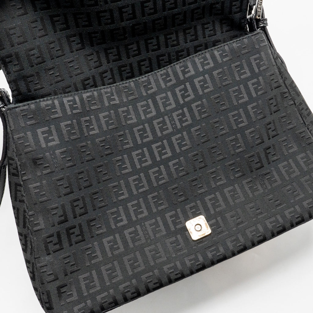 fendi-zucca-mamma-baguette-bag-ff-logo-canvas-black-shw