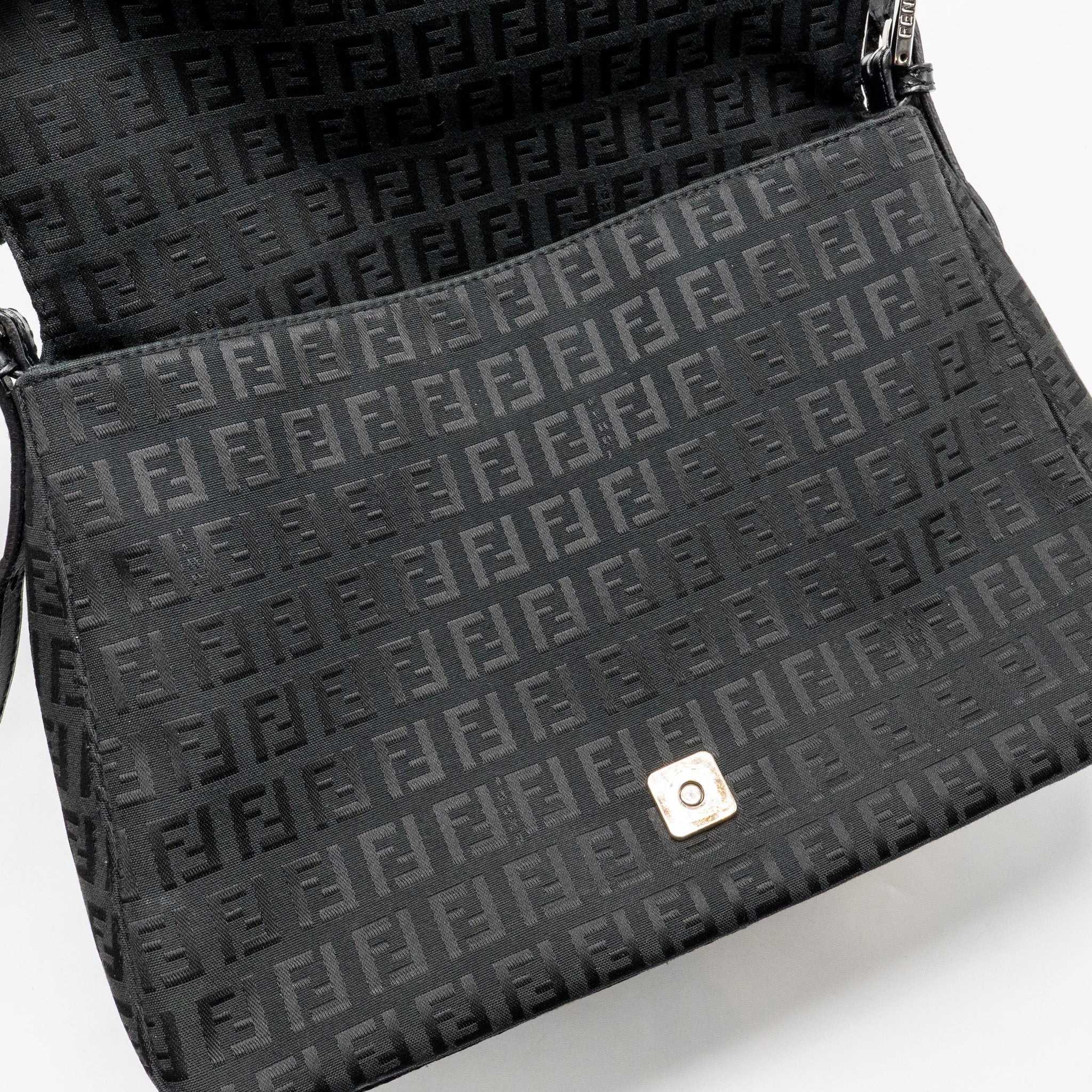 fendi-zucca-mamma-baguette-bag-ff-logo-canvas-black-shw