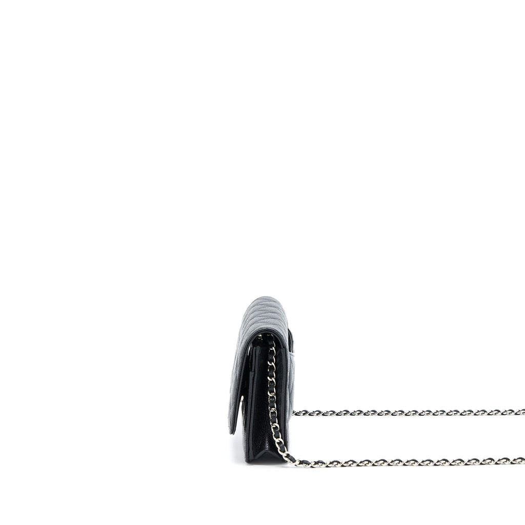 chanel-classic-wallet-on-chain-caviar-black-shwmicrochip