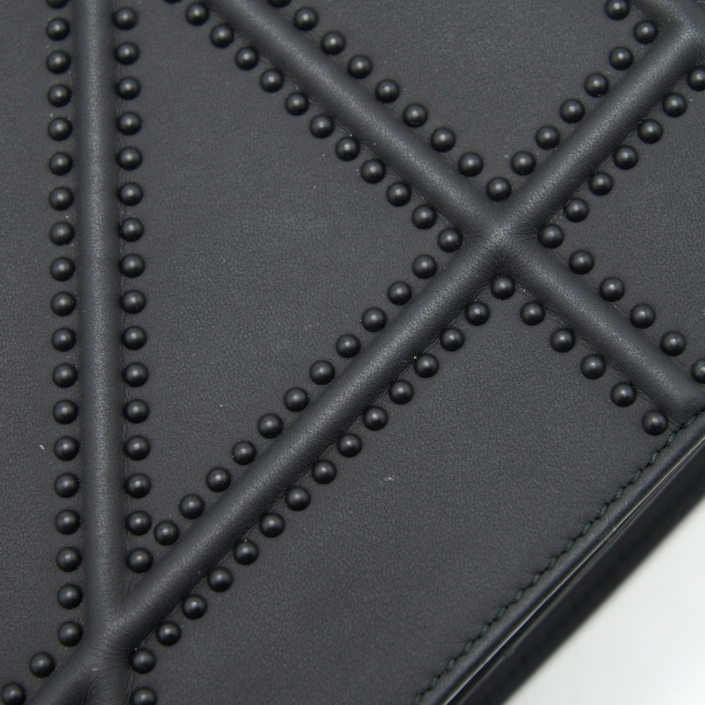 dior-medium-studded-so-black-diorama-bag