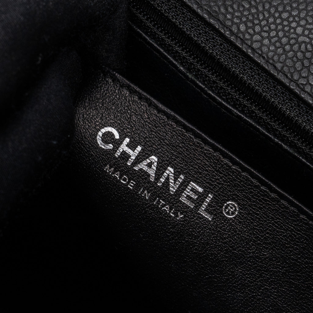 chanel-jumbo-classic-single-flap-bag-caviar-black-shw