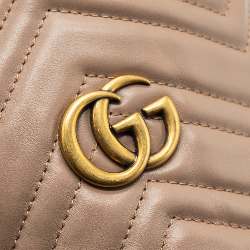 gucci-gg-marmont-mini-bucket-bag-beige-ghw
