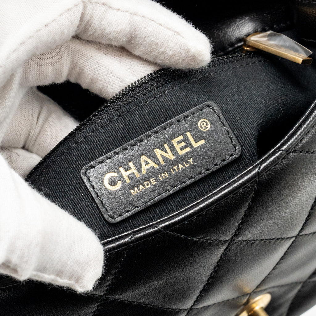 chanel-23b-mini-flap-bag-detail-chain-lambskin-black-ghwmicrochip-copy