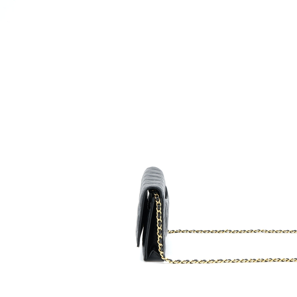chanel-classic-wallet-on-chain-caviar-black-ghwmicrochip