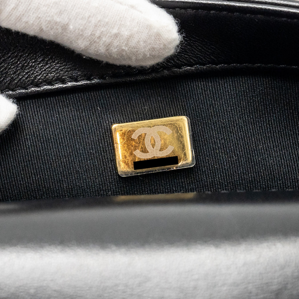 chanel-23b-mini-flap-bag-detail-chain-lambskin-black-ghwmicrochip-copy